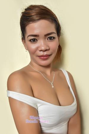 Philippines women